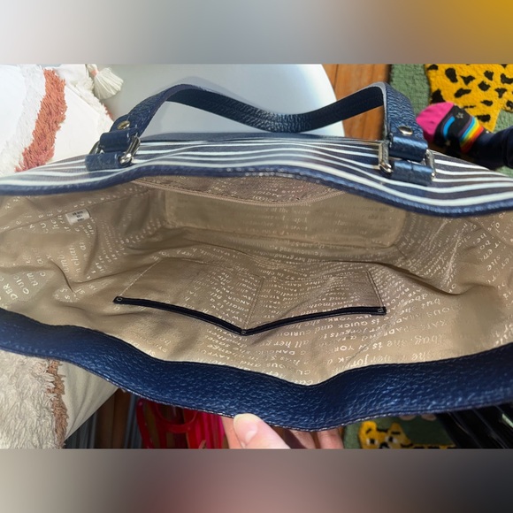 Classic Kate Spade Navy & White Tote - Picture 6 of 16